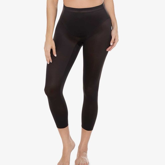 NWT Miraclesuit Women's Shapewear Flexible Fit Firm Control Pantliner Black M